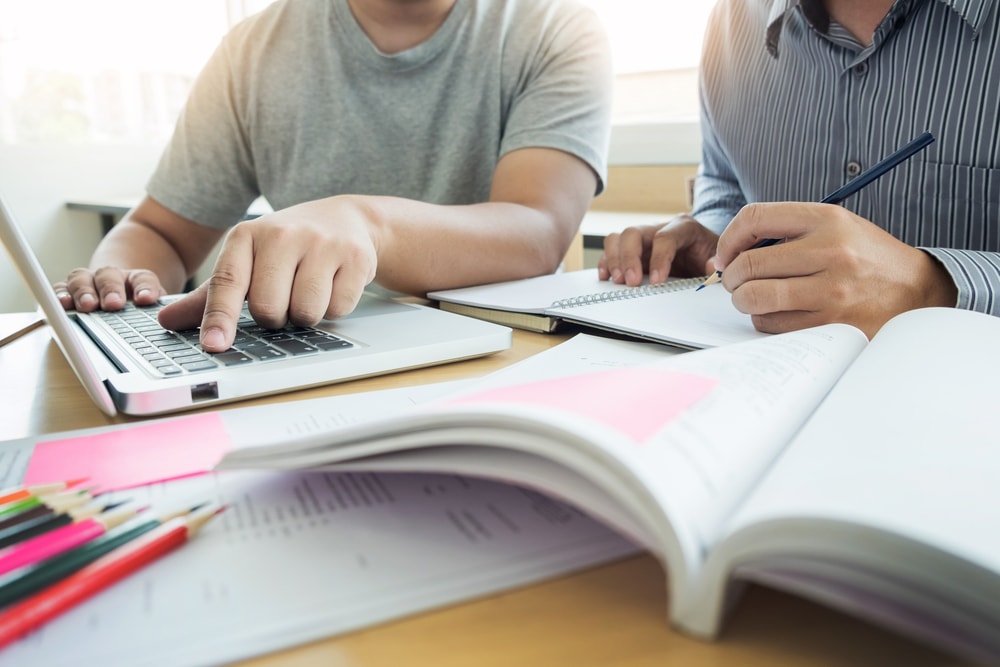 Avviso di selezione per 5 tutor on line a supporto dei servizi didattici erogati in modalità e-learning dal Dipartimento di Studi Umanistici - A.A. 2025/26.